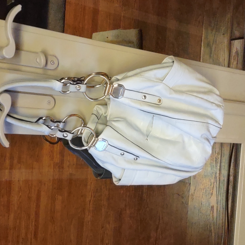 B MAKOWSKY Saddle White Embossed Large shoulder bag, tote - Picture 2 of 7